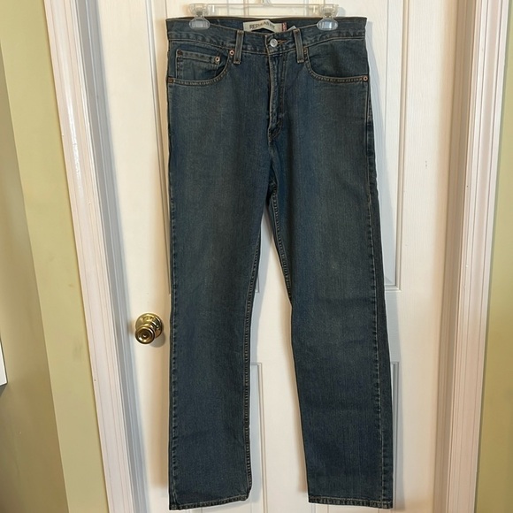Levi's Other - Levi 505 regular fit men’s jeans. Size 32 x 34.